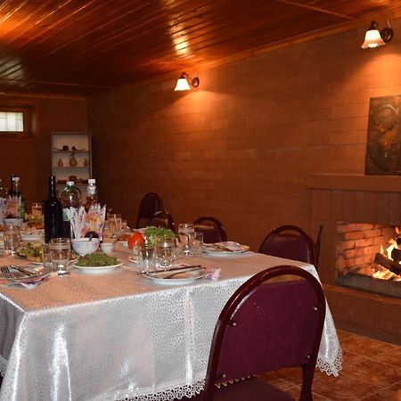 Family Hotel Lago & Wine Cellar Lagodekhi Buitenkant foto