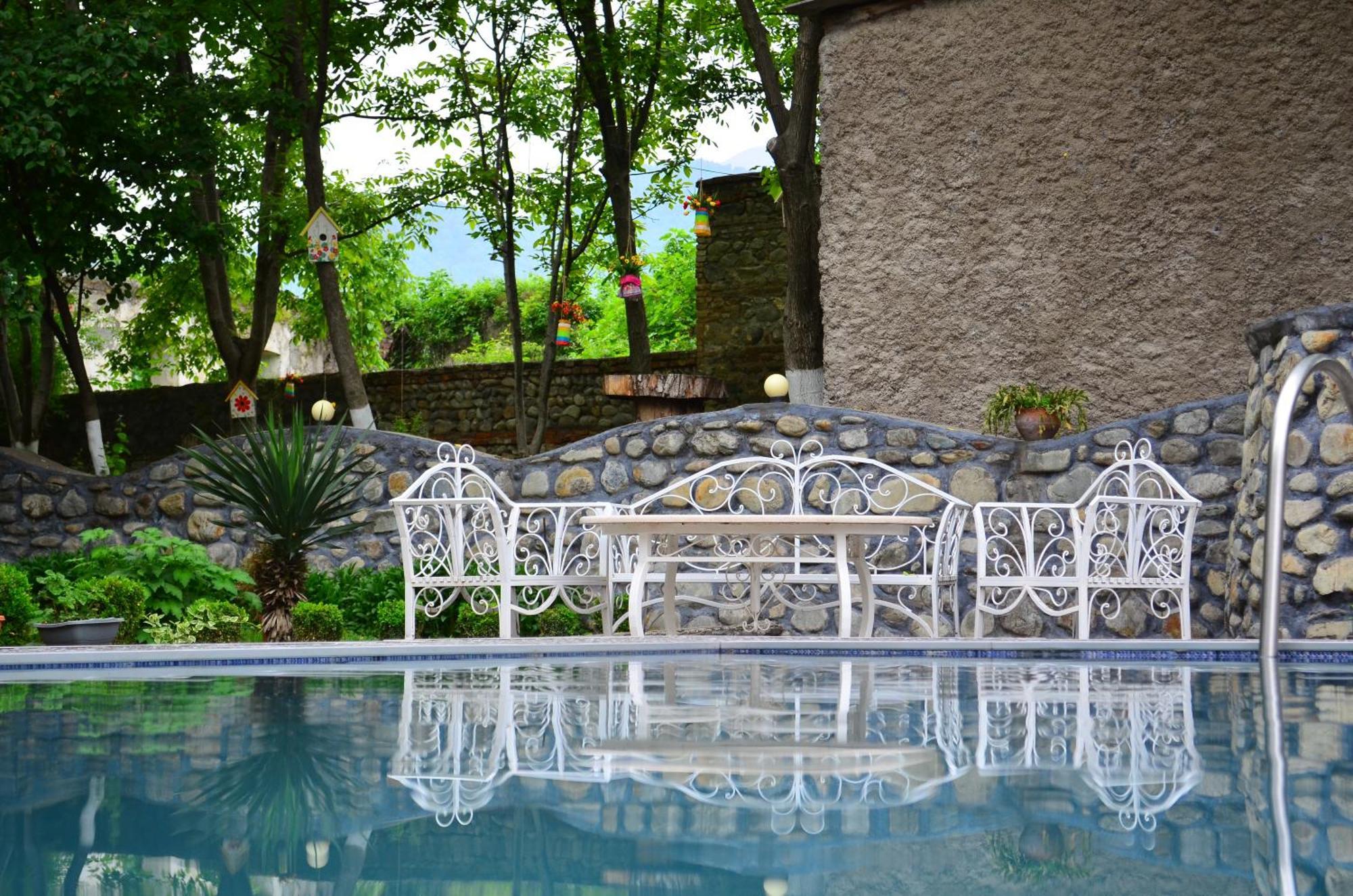 Family Hotel Lago & Wine Cellar Lagodekhi Buitenkant foto
