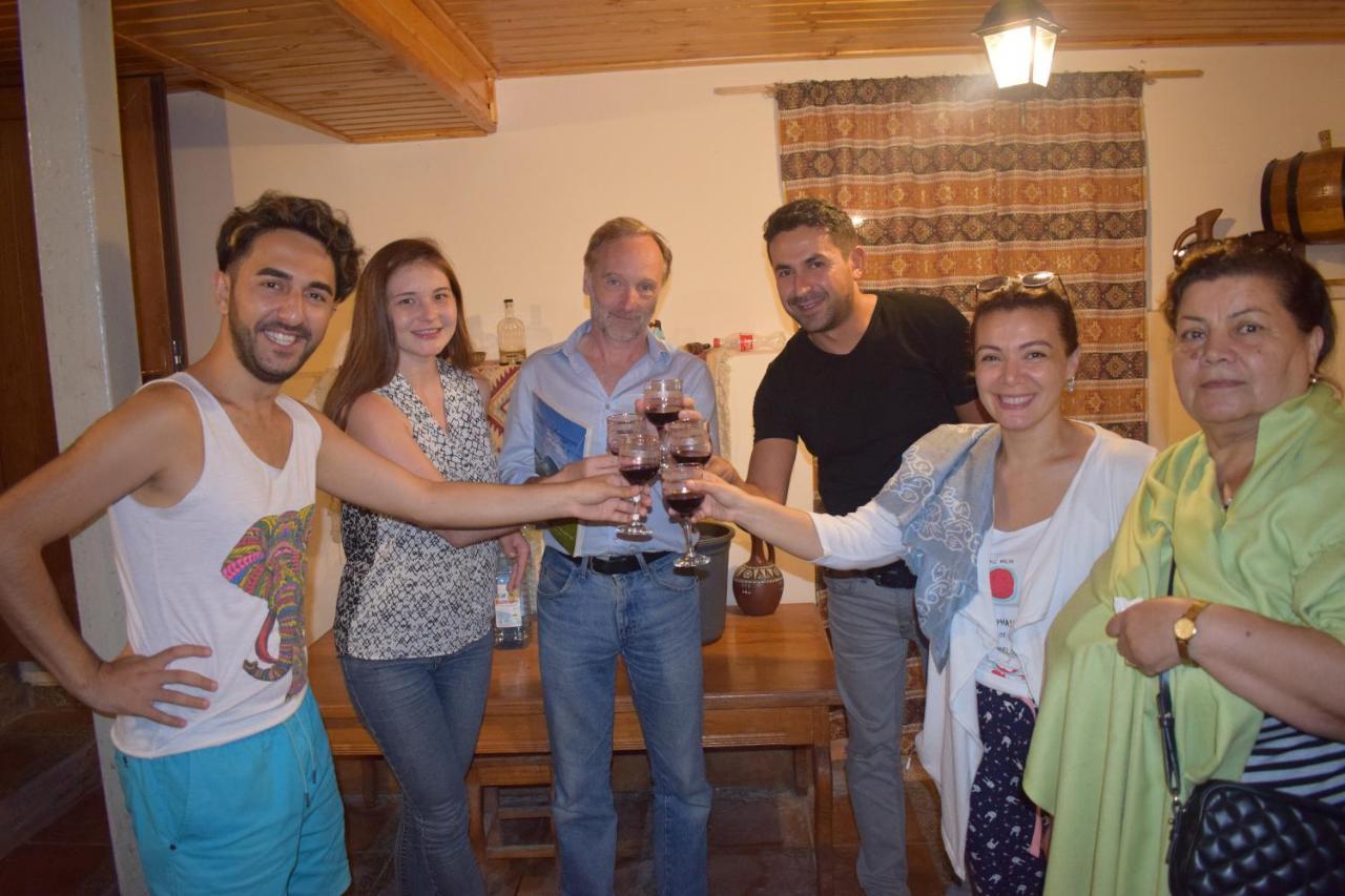 Family Hotel Lago & Wine Cellar Lagodekhi Buitenkant foto